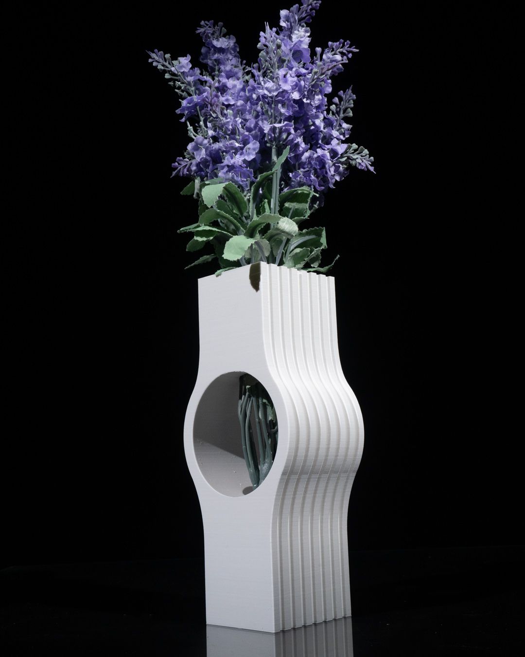 Nallo Vase