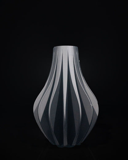 Zolara Vase